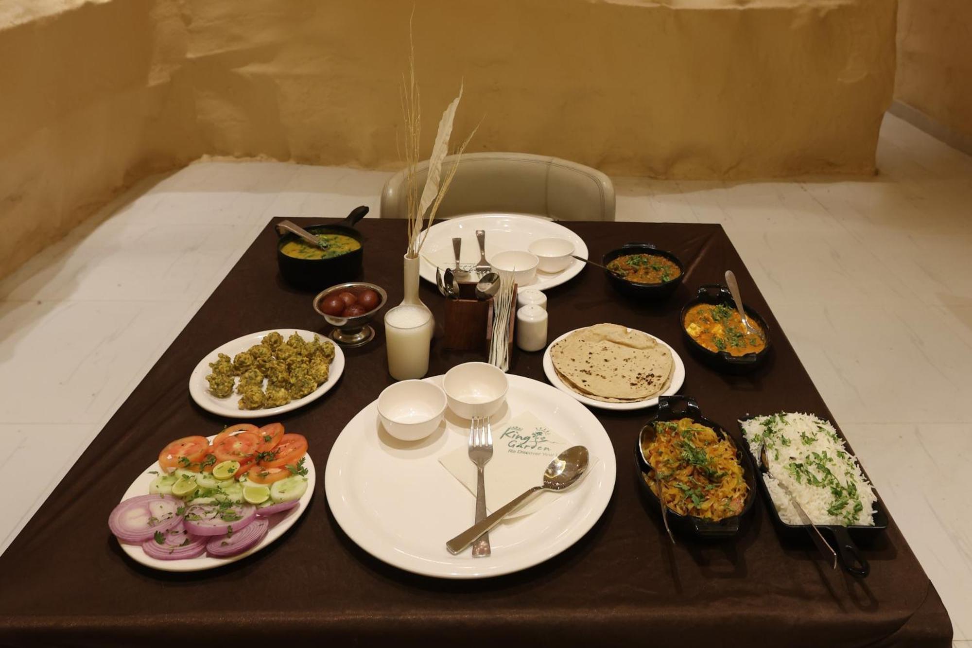 King Garden Hotel Mahabaleshwar Exterior photo